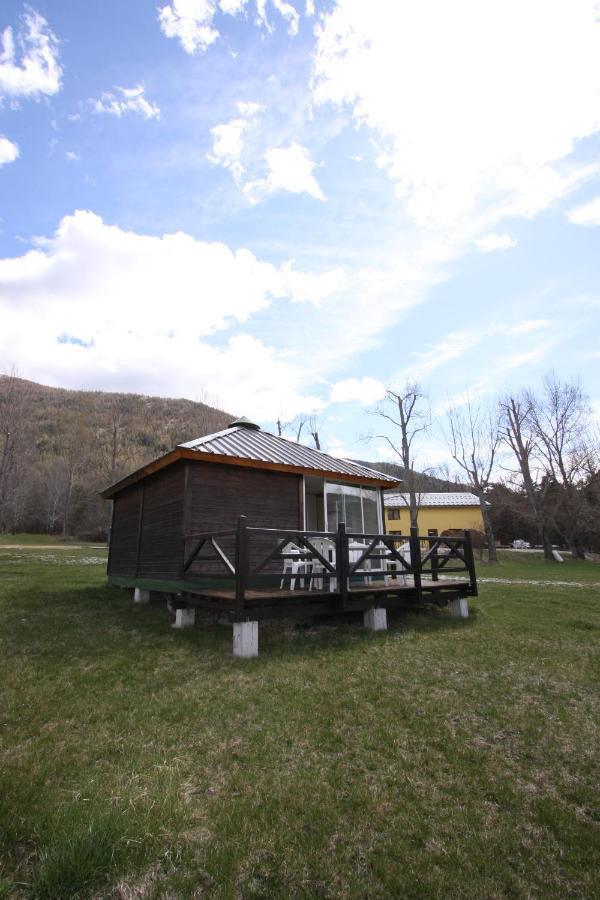 Camping Du Villard Thorame-Basse Exterior foto